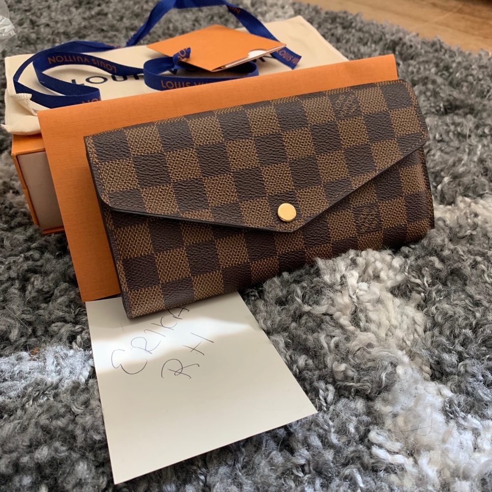Louis Vuitton Sarah Wallet